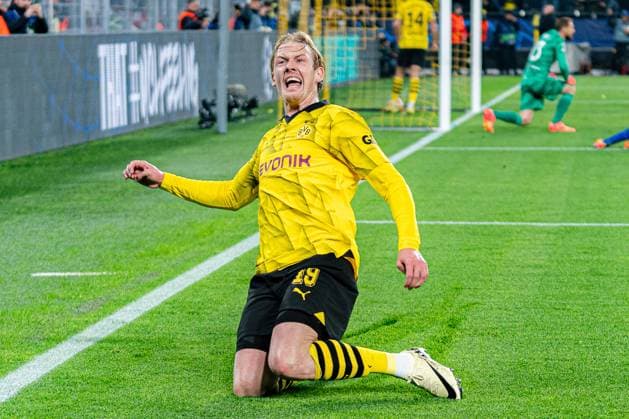 Tor zum 1:0 durch Julian Brandt (Borussia Dortmund, 19) Borussia Dortmund vs. Atletico Madrid, Fussball, UEFA Champions League, Viertelfinale Quarterfinal, 16.04.2024 DFL REGULATIONS PROHIBIT ANY OUSE OF PHOTOGRAPHS AS IMAGE SEQUENCES AND OR QUASI-VIDEO Borussia Dortmund vs. Atletico Madrid, Fussball, UEFA Champions League, Viertelfinale Quarterfinal, 16.04.2024 Dortmund Copyright: xEibner-Pressefoto BahhoxKarax EP_BVB