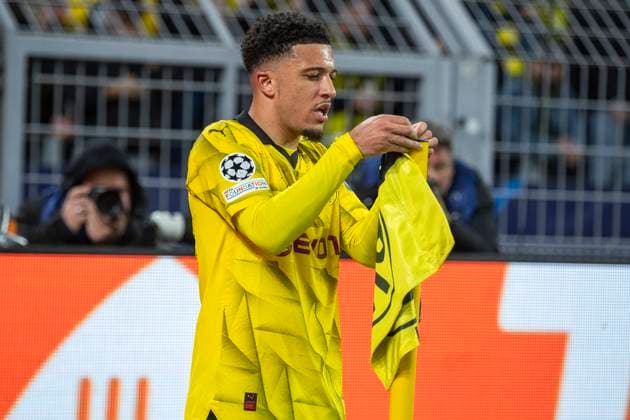 UEFA Champions League, Borussia Dortmund - Atletico Madrid, 16.04.2023 Jadon Sancho (Borussia Dortmund, 10) muss nach dem Jubel die Eckfahne flicken. UEFA Champions League, Borussia Dortmund - Atletico Madrid, Rückspiel Viertelfinale, am 16.04.2023, Signal Iduna Park, Dortmund UEFA regulations prohibit any use of photographs as image sequences and or quasi-video Copyright: xBEAUTIFULxSPORTS Meuselx