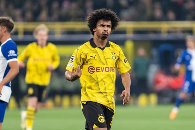 GER, UEFA Champions League, Borussia Dortmund vs Atlà tico Madrid Atletico Madrid 16.04.2024, Signal Iduna Park, Dortmund, GER, UEFA Champions League, Borussia Dortmund vs Atlà tico Madrid Atletico Madrid Im Bild: Marcel Sabitzer (BV Borussia Dortmund, 20) verärgert, enttäuscht, sauer, Gestik, Mimik, Emotionen