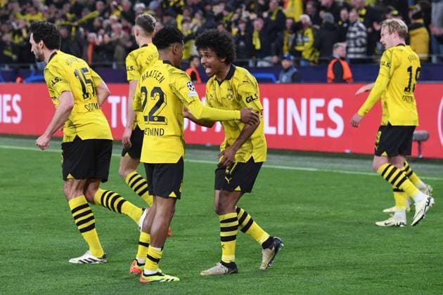Fußball Champions League Viertelfinale Borussia Dortmund - Atletico Madrid am 16.04.2024 im Signal Iduna Park in Dortmund Torjubel zum 2:0 durch Ian Maatsen ( Dortmund )