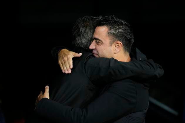 FC Barcelona, Barca v Paris Saint-Germain: Quarter-final Second Leg - UEFA Champions League 2023 24 Luis Enrique head coach of PSG (L) and Xavi Hernandez head coach of Barcelona (R) prior the UEFA Champions League quarter-final second leg match between FC Barcelona and Paris Saint-Germain at Estadi Olimpic Lluis Companys on April 16, 2024 in Barcelona, Spain. Barcelona Spain  Copyright: xJosexBretonx originalFilename:breton-fcbarcel240416_npqTK.jpg
