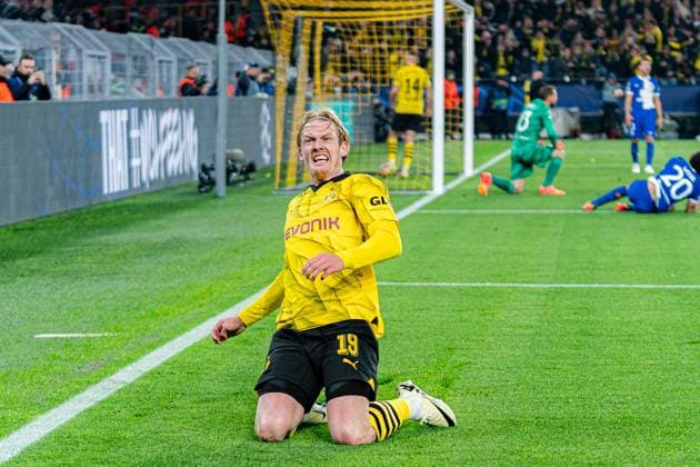 Tor zum 1:0 durch Julian Brandt (Borussia Dortmund, 19) Borussia Dortmund vs. Atletico Madrid, Fussball, UEFA Champions League, Viertelfinale Quarterfinal, 16.04.2024 DFL REGULATIONS PROHIBIT ANY OUSE OF PHOTOGRAPHS AS IMAGE SEQUENCES AND OR QUASI-VIDEO Borussia Dortmund vs. Atletico Madrid, Fussball, UEFA Champions League, Viertelfinale Quarterfinal, 16.04.2024 Dortmund Copyright: xEibner-Pressefoto BahhoxKarax EP_BVB