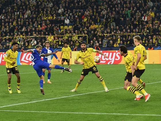16.04.2024, Dortmund, Germany, Signal-Iduna-Park, Borussia Dortmund vs Atletico Madrid - UEFA Champions League 2023 24 - Quarter-final Second Leg, Angel Correa (Atletico Madrid) Tor zum 2:2 (Foto Ralf Treese) Dortmund Signal-Iduna-Park North Rhine-Westphalia Germany