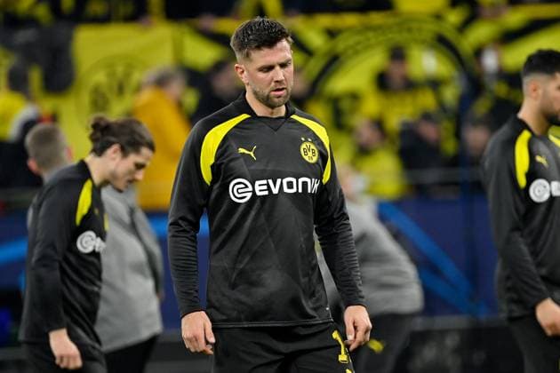 16.04.2024, xjrdrx, Fussball UEFA Champions League, Borussia Dortmund - Atletico Madrid emspor, v.l. Warmup warm up Aufwärmen Aufwaermen vor Spielbeginn Niclas Füllkrug (Borussia Dortmund) (DFL DFB REGULATIONS PROHIBIT ANY USE OF PHOTOGRAPHS as IMAGE SEQUENCES and or QUASI-VIDEO) Dortmund