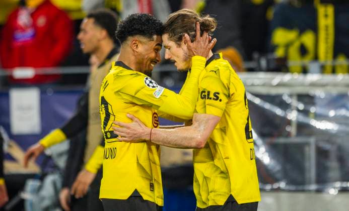 Sport Bilder des Tages Dortmund Germany. 16th Apr 2024. Goal celebration: Ian Maatsen (BVB) Marcel Sabitzer (BVB) Borussia Dortmund - Atletico Madrid 16.04.2024