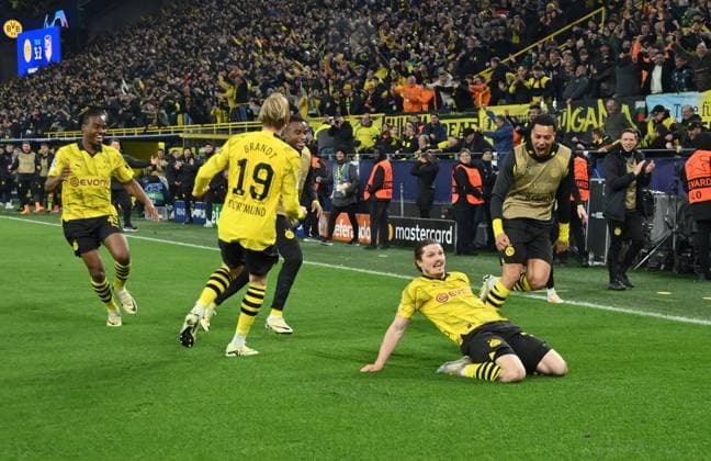 Jubel 4:2 Marcel Sabitzer (Borussia Dortmund), re. 16.04.2024, Fussball Champions League, Saison 2023 2024, Viertelfinale Rückspiel, Borussia Dortmund - Atletico Madrid Dortmund Signal Iduna Park Nordrhein Westfalen Deutschland