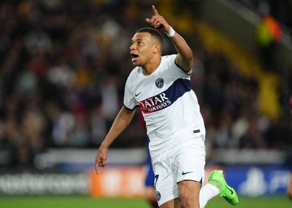 ESP: FC Barcelona, Barca v Paris Saint Germain PSG UEFA Champions League match. Quarter-finals Kilian Mbappe of Paris Saint-Germain celebrates the 1-3 during the UEFA Champions League match, Quarter-finals, second leg, between FC Barcelona v Paris Saint Germain PSG played at Lluis Companys Stadium on April 16, 2024 in Barcelona Spain. kpng Copyright: xBaguxBlancox xPRESSINPHOTOx PS_240416_062