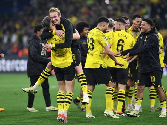 16.04.2024, Dortmund, Germany, Signal-Iduna-Park, Borussia Dortmund vs Atletico Madrid - UEFA Champions League 2023 24 - Quarter-final Second Leg, Nico Schlotterbeck (Borussia Dortmund) und Julian Brandt (Borussia Dortmund) Jubel, jubelt, jubeln (Foto Ralf Treese) Dortmund Signal-Iduna-Park North Rhine-Westphalia Germany
