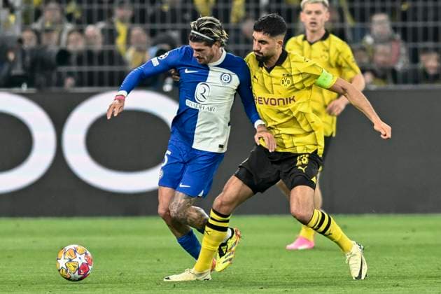 v. li. im Zweikampf Rodrigo De Paul ( 5, Atletico Madrid) Emre Can ( 23, Borussia Dortmund) 16.04.2024 Fussball, Champions League, Borussia Dortmund vs Atletico Madrid, Signal Iduna Park, Dortmund, NRW Germany