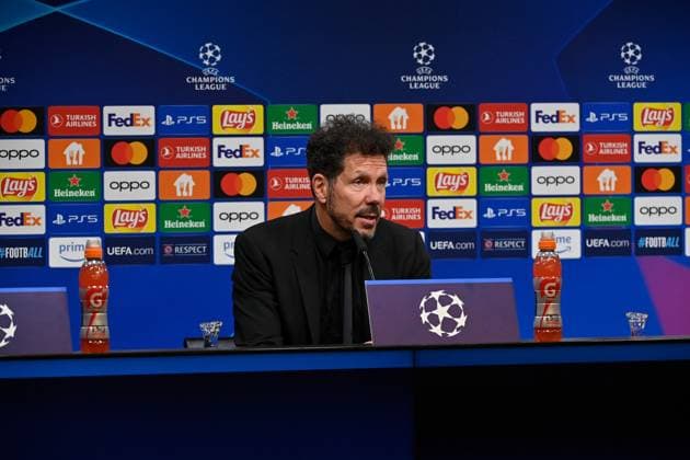 16.04.2024, xjrdrx, Fussball UEFA Champions League, Borussia Dortmund - Atletico Madrid emspor, v.l. Trainer Diego Simeone (Atletico Madrid) auf der Pressekonferenz nach dem Spiel (DFL DFB REGULATIONS PROHIBIT ANY USE OF PHOTOGRAPHS as IMAGE SEQUENCES and or QUASI-VIDEO) Dortmund