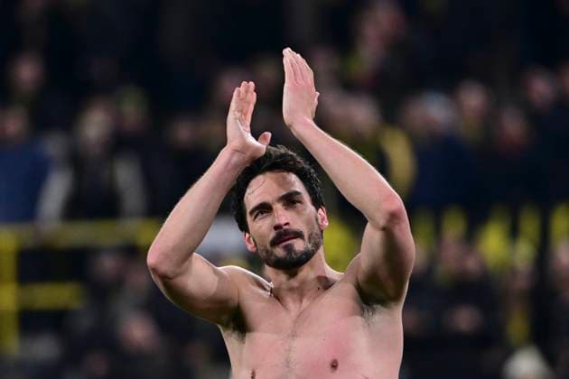 Mats Hummels 15 (Borussia Dortmund) glücklich, Borussia Dortmund vs. Atletico Madrid, Fussball, Champions League, Achtelfinale, 16.04.2024 Dortmund Nordrhein-Westfalen Deutschland