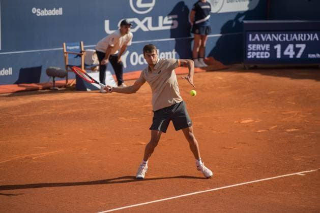 April 16, 2024: FLAVIO COBOLLI hits the ball during a match against RAFAEL NADAL in the Barcelona Open Banc Sabadell 2024. RAFAEL NADAL won the match 6-2 6-3. Barcelona Spain - ZUMAr159 20240416_aap_r159_008 Copyright: xPatriciaxRodriguesx