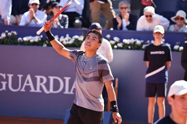 Brandon Nakashima (USA), APRIL16, 2024 - Tennis : Nakashima elebrate after winning singles 2nd round match against Andrey Rublev on the Barcelona Open Banc Sabadell tennis tournament at the Real Club de Tenis de Barcelona in Barcelona, Spain. Noxthirdxpartyxsales  (250403890)