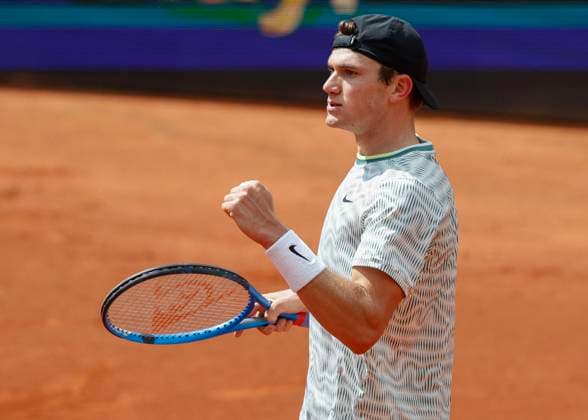 Jack Draper jubelt nach dem Sieg, Jubel, Freude, Emotion Tennis - BMW Open 2024 - ATP, Tennis Herren - MTTC Iphitos - Munich - - Germany - 17 April 2024. Copyright: xJuergenxHasenkopfx