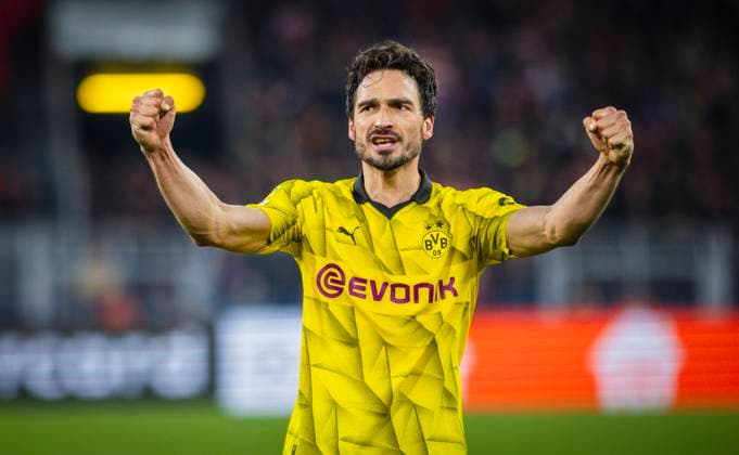 Dortmund Germany. 16th Apr 2024. Schlussjubel: Mats Hummels (BVB) Borussia Dortmund - Atletico Madrid 16.04.2024