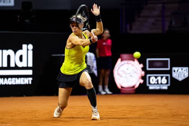 Laura Siegemund (GER) Marta Kostyuk (UKR) vs Laura Siegemund (GER) GER Porsche Tennis Grand Prix GP Stuttgart 2024, Porsche-Arena, 17.04.2024 GER Porsche Tennis Grand Prix GP Stuttgart 2024 Porsche-Arena, 17.04.2024 Stuttgart Copyright: xEibner-Pressefoto RogerxBuerkex EP