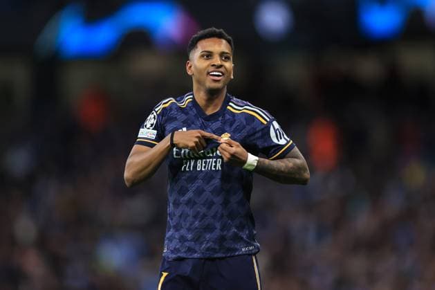 Football - UEFA Champions League - Quarter Final (2nd Leg) - Manchester City v Real Madrid 17th April 2024 - UEFA Champions League - Quarter Final (2nd Leg) - Manchester City v Real Madrid - Rodrygo of Real Madrid celebrates scoring their 1st goal - Photo: Simon Stacpoole Offside. Manchester UK Copyright: xSimonxStacpoolexOffside