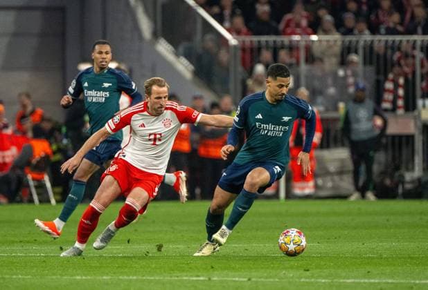 Fussball, Herren, Saison 2023 2024, Champions League (Viertelfinale, Rückspiel), FC Bayern München - Arsenal London, v. l. Harry Kane (FC Bayern München), William Saliba (FC Arsenal), 17.04.2024, Copyright: xMatthiasxKochx