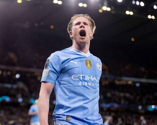 Sport Themen der Woche KW16 Sport Bilder des Tages Manchester City v Real Madrid Champions League 17 04 2024. Quarter Final GOAL 1-1 Manchester City midfielder Kevin De Bruyne (17) scores and celebrates during the Champions League quarter-final second leg match between Manchester City and Real Madrid at the Etihad Stadium, Manchester, England on 17 April 2024. Editorial use only , Copyright: xIanxStephenx PSI-19482-0037