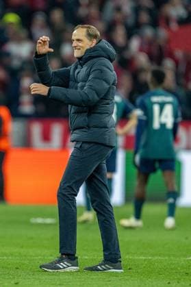 Thomas Tuchel (FC Bayern Muenchen, Chef-Trainer), Geste, gestikuliert, GER, FC Bayern Muenchen (FCB) vs. FC Arsenal (ARS), Fussball, UEFA Champions League, Viertelfinal Rueckspiel, Saison 2023 2024, 17.04.2024, DFB DFL regulations prohibit any use of photographs as image sequences and or quasi-video., GER, FC Bayern Muenchen (FCB) vs. FC Arsenal (ARS), Fussball, UEFA Champions League, Viertelfinal Rueckspiel, Saison 2023 2024, 17.04.2024 Muenchen Copyright: xEibner-Pressefoto SaschaxWaltherx EP_EER