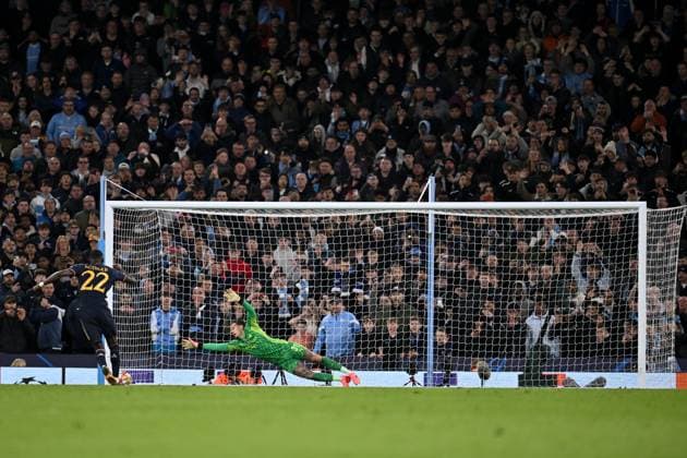 Antonio Rüdiger of Real Madrid put Real Madrid through to the Semi-final after scoring past Ederson of Manchester City during the UEFA Champions League semi final return leg football match between Manchester City and Real Madrid at the Etihad Stadium in Manchester England (Will Palmer SPP) Copyright: xWillxPalmer SPPx spp-en-WiPa-WP9_0989