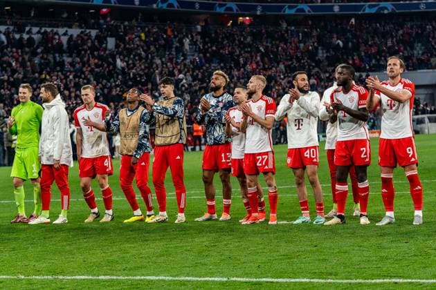 Sven Ulreich (FC Bayern Muenchen, 26) Manuel Neuer (FC Bayern Muenchen, 1) Matthijs de Light (FC Bayern Muenchen, 4) Mathys Tel (FC Bayern Muenchen, 39) Aleksandar Pavlovic (FC Bayern Muenchen, 45) Eric Maxim Choupo-Moting (FC Bayern Muenchen, 13) Raphael Guerreiro (FC Bayern Muenchen, 22) Konrad Laimer (FC Bayern Muenchen, 27) Noussair Mazraoui (FC Bayern Muenchen, 40) Dayot Upamecano (FC Bayern Muenchen, 2) Harry Kane (FC Bayern Muenchen, 9) FC Bayern Muenchen vs. FC Arsenal, Fussball, UEFA Champions League, Viertelfinale Quarterfinal, 17.04.2024 FC Bayern Muenchen vs. FC Arsenal, Fussball, UEFA Champions League, Viertelfinale Quarterfinal, 17.04.2024 München Copyright: xEibner-Pressefoto BahhoxKarax EP_BKA