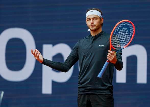 Taylor Fritz reagiert veraergert,Aerger, enttaeuscht,Enttaeuschung,Emotion Copyright: xJuergenxHasenkopfx