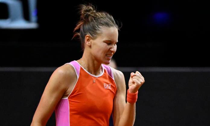 Veronika Kudermetova (RUS) Jubel Freude Emotion Tennis Damen Porsche-Cup Porsche Tennis Grand Prix GP Stuttgart 2024 Porsche Arena 18.04.2024 DFL REGULATIONS PROHIBIT ANY USE OF PHOTOGRAPHS AS IMAGE SEQUENCES AND OR QUASI-VIDEO Porsche Tennis Grand Prix GP Stuttgart 2024