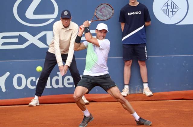 Barcelona Open Banc Sabadell 2024 - Day Four Roberto Bautista Agut is playing against Cameron Norrie in the round of 16 at the Barcelona Open Banc Sabadell, 71st Conde de Godo Trophy, at the Real Club de Tennis Barcelona 1899, in Barcelona, Spain, on April 18, 2024. Barcelona Barcelona Spain  Copyright: xUrbanandsportx originalFilename:urbanandsport-barcelon240418_npqGR.jpg