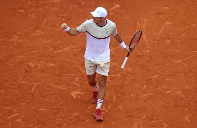 Barcelona Open Banc Sabadell 2024 - Day Four Dusan Lajovic is playing against Alejandro Davidovich Fokina in the round of 16 of the Barcelona Open Banc Sabadell, 71st Conde de Godo Trophy, at the Real Club de Tennis Barcelona 1899, in Barcelona, Spain, on April 18, 2024. Barcelona Barcelona Spain  Copyright: xUrbanandsportx originalFilename:urbanandsport-barcelon240418_nprNk.jpg