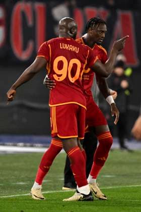 Romelu Lukaku of AS Roma is substituted by Tammy Abraham of AS Roma during the Europa League football match between AS Roma and AC Milan at Olimpico stadium in Rome (Italy), April 18th, 2024. AndreaxStaccioli