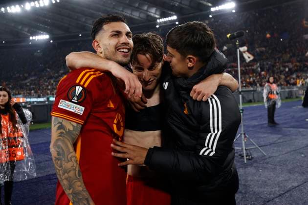 Leandro Paredes (AS Roma), Edoardo Bove (AS Roma) and Paulo Dybala (AS Roma) celebrate at the end of the match, UEFA Europa League 2023 2024 - Quarter-final second leg, AS Roma vs AC Milan, Olimpico Stadium, April 18, 2024, Rome, Italy.
