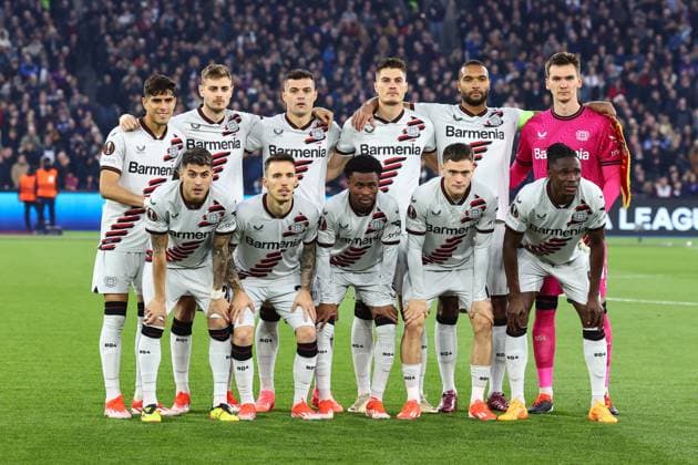 West Ham v Leverkusen 18 April 2024, London - UEFA EUROPA League, Quarter-Final (Second Leg) - West Ham United v Bayer 04 Leverkusen - The Bayer Leverkusen starting lineup pose for a team photo - Photo: Charlotte Wilson Offside. London UK Copyright: xCharlottexWilsonx xOffsidexOffside
