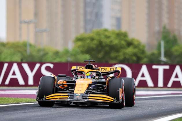 81 PIASTRI Oscar (aus), McLaren F1 Team MCL38, action during the Formula 1 Lenovo Chinese Grand Prix 2024, 5th round of the 2024 Formula One World Championship, WM, Weltmeisterschaft from April 19 to 21, 2024 on the Shanghai International Circuit, in Shanghai, China - F1 - CHINESE GRAND PRIX 2024 DPPI Panoramic  240419_R05_CHINA_DP_XB3_0783