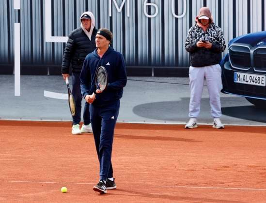 19.04.2024, BMW Open 2024, MTTC Iphitos Muenchen , Tennis, im Bild: Alexander Senior, Alexander Zverev und Mischa Zverev