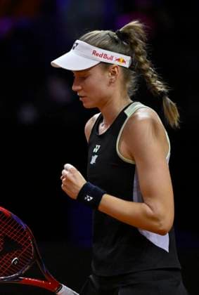 Elena Rybakina (KAZ) Jubel Freude Emotion Gestik Geste Tennis Damen Porsche-Cup Porsche Tennis Grand Prix GP Stuttgart 2024 Porsche Arena 19.04.2024 DFL REGULATIONS PROHIBIT ANY USE OF PHOTOGRAPHS AS IMAGE SEQUENCES AND OR QUASI-VIDEO Porsche Tennis Grand Prix GP Stuttgart 2024