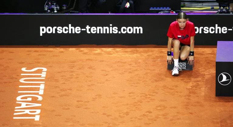 19.04.2024, Deutschland, Stuttgart, Porsche Tennis Grand Prix 2024, Viertelfinale, Ballkind, Feature