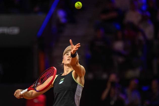 Elena Rybakina (KAZ). xettx, Deutschland, Stuttgart, 19.04.2024, Tennis, Porsche Tennis Grand Prix, Day 7, 2024, Viertelfinale, E.Rybakina-J.Paolini, Porsche Arena Foto: A2 Bildagentur Peter Hartenfelser