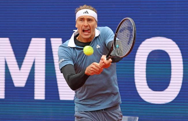 Sport Themen der Woche KW16 Sport Bilder des Tages Alexandar Zverev (GER) Tennis BMW Open 2024 München 19.04.2024 FOTO: Mladen Lackovic LakoPress *** Alexandar Zverev GER Tennis BMW Open 2024 Munich 19 04 2024 PHOTO Mladen Lackovic LakoPress