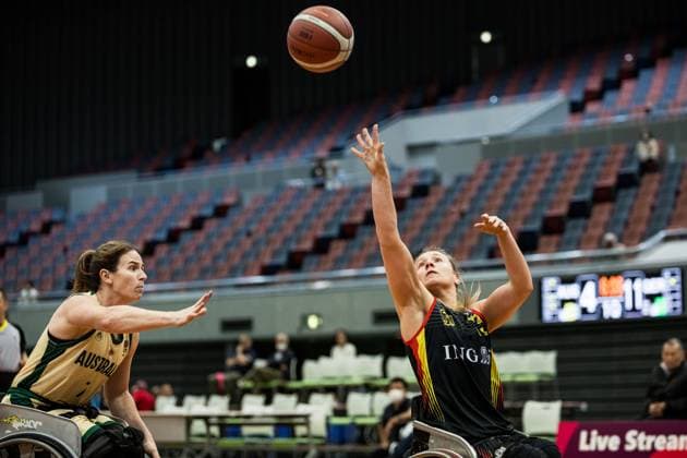 Sport Themen der Woche KW16 Sport Bilder des Tages 2024 IWBF Women’s Repechage: Australien - Deutschland; 19.04.2024 Bridie Kean (Australien, 7), Svenja Mayer (Deutschland, 13) im Wurf 2024 IWBF Women’s Repechage: Australien - Deutschland; Asue Arena, Osaka *** 2024 IWBF Womens Repechage Australia Germany 19 04 2024 Bridie Kean Australia, 7 , Svenja Mayer Germany, 13 in the throw 2024 IWBF Womens Repechage Australia Germany Asue Arena, Osaka Copyright: xBEAUTIFULxSPORTS Wunderlx