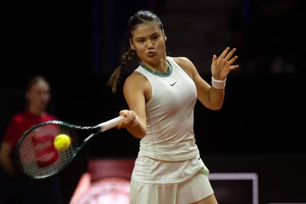 Emma Raducanu (GBR). xettx, Deutschland, Stuttgart, 19.04.2024, Tennis, Porsche Tennis Grand Prix, Day 7, 2024, Viertelfinale, I.Swiatek-E.Raducanu, Porsche Arena Foto: A2 Bildagentur Peter Hartenfelser