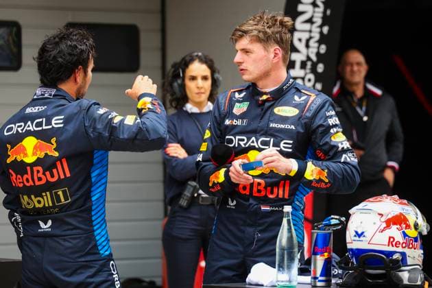 VERSTAPPEN Max (ned), Red Bull Racing RB20, portrait, PEREZ Sergio (mex), Red Bull Racing RB20, portrait during the Formula 1 Lenovo Chinese Grand Prix 2024, 5th round of the 2024 Formula One World Championship, WM, Weltmeisterschaft from April 19 to 21, 2024 on the Shanghai International Circuit, in Shanghai, China - F1 - CHINESE GRAND PRIX 2024 DPPI Panoramic 07315