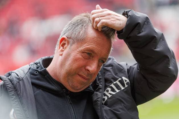 Markus Kauczinski (Trainer SV Wehen Wiesbaden), 1. FC Kaiserslautern vs SV Wehen Wiesbaden, Fussball, 2. Bundesliga, Saison 2023 2024, 30. Spieltag, 20.04.2024 1. FC Kaiserslautern vs SV Wehen Wiesbaden, Fussball, 2. Bundesliga, Saison 2023 2024, 30. Spieltag, 20.04.2024 Kaiserslautern *** Markus Kauczinski Coach SV Wehen Wiesbaden , 1 FC Kaiserslautern vs SV Wehen Wiesbaden, Football, 2 Bundesliga, Season 2023 2024, Matchday 30, 20 04 2024 1 FC Kaiserslautern vs SV Wehen Wiesbaden, Football, 2 Bundesliga, Season 2023 2024, Matchday 30, 20 04 2024 Kaiserslautern Copyright: xEibner-Pressefoto AlexanderxNeisx EP_ANS