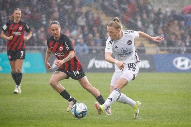 20.04.2024, xavx, Fussball 1.Bundesliga Damen, Eintracht Frankfurt Frauen - 1.FC Nürnberg emspor, v.l. GÃ raldine Reuteler (Eintracht Frankfurt), Franziska Mai (1.FC Nürnberg) (DFL DFB REGULATIONS PROHIBIT ANY USE OF PHOTOGRAPHS as IMAGE SEQUENCES and or QUASI-VIDEO) Frankfurt am Main
