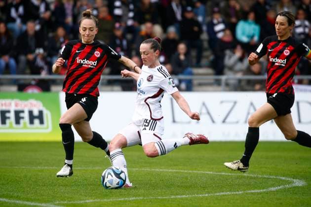 20.04.2024, xavx, Fussball 1.Bundesliga Damen, Eintracht Frankfurt Frauen - 1.FC Nürnberg emspor, v.l. Sophia Kleinherne (Eintracht Frankfurt), Vanessa Haim (1.FC Nürnberg) (DFL DFB REGULATIONS PROHIBIT ANY USE OF PHOTOGRAPHS as IMAGE SEQUENCES and or QUASI-VIDEO) Frankfurt am Main