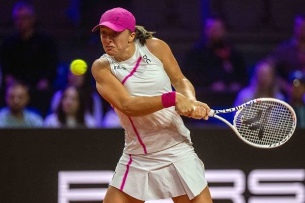 Iga Swiatek (POL). xettx, Deutschland, Stuttgart, 20.04.2024, Tennis, Porsche Tennis Grand Prix, Day 8, 2024, Halbfinale, I.Swiatek-E.Rybakina, Porsche Arena Foto: A2 Bildagentur Peter Hartenfelser