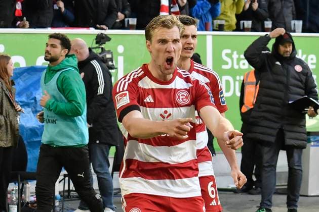 Vincent Vermeij ( 9, Fortuna Duesseldorf) jubelt nach dem Tor zum 1:0 20.04.2024 Fussball Fortuna Duesseldorf vs SpVgg Greuther Fuerth, Merkur Spiel-Arena, Duesseldorf, DFB DFL REGULATIONS PROHIBIT ANY USE OF PHOTOGRAPHS AS IMAGE SEQUENCES AND OR QUASI-VIDEO NRW Germany