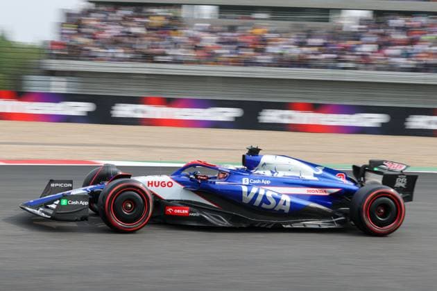 (240420) -- SHANGHAI, April 20, 2024 -- RB s Australian driver Daniel Ricciardo competes during the qualifying session of Chinese Formula One Grand Prix at the Shanghai International Circuit in Shanghai, China, on April 20, 2024. ) (SP)CHINA-SHANGHAI-F1-GRAND PRIX-QUALIFYING (CN) WangxXiang 