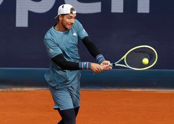 Jan-Lennard Struff (GER) Tennis - BMW Open 2024 - ATP, Tennis Herren - MTTC Iphitos - Munich - - Germany - 20 April 2024. Copyright: xJuergenxHasenkopfx
