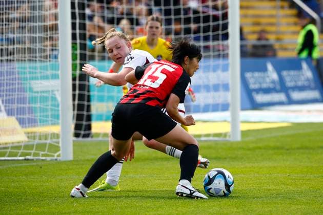 20.04.2024, xavx, Fussball 1.Bundesliga Damen, Eintracht Frankfurt Frauen - 1.FC Nürnberg emspor, v.l. Madeleine Steck (1.FC Nürnberg), Remina Chiba (Eintracht Frankfurt) (DFL DFB REGULATIONS PROHIBIT ANY USE OF PHOTOGRAPHS as IMAGE SEQUENCES and or QUASI-VIDEO) Frankfurt am Main